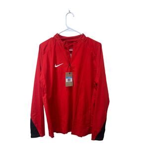 Nike NWT Storm-Fit Women's Strike 24 Drill Pullover Sz M Red Black 1/4 Zip
